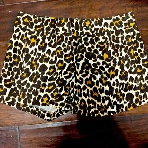 Shorts leopard print with pockets